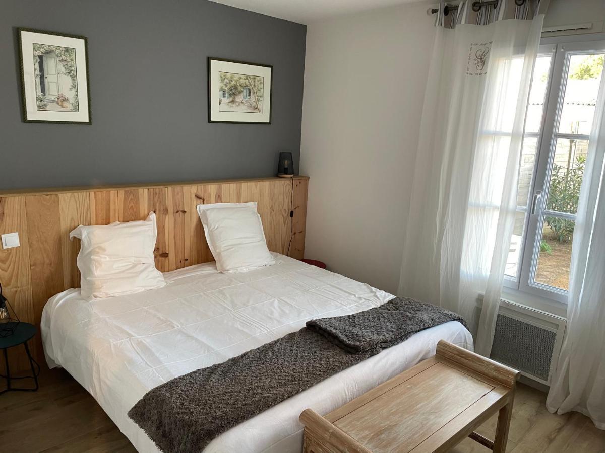 Maison Avec Spa Idealement Placee Au Bois Plage เลอบัวส์-ปลาจ-อ็อง-เร ภายนอก รูปภาพ